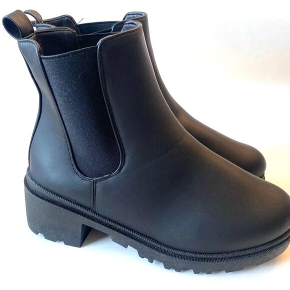 Forever Shoes - Women's Forever Ankle Bootie Matte Black Boots 10